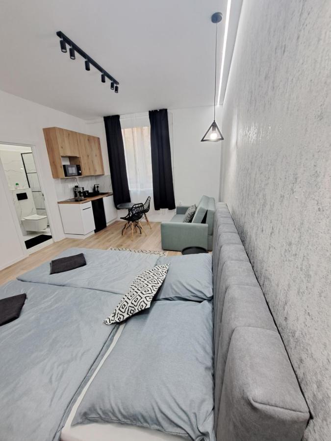 Belvarosi Lux Apartman Vasarosnameny Exterior photo