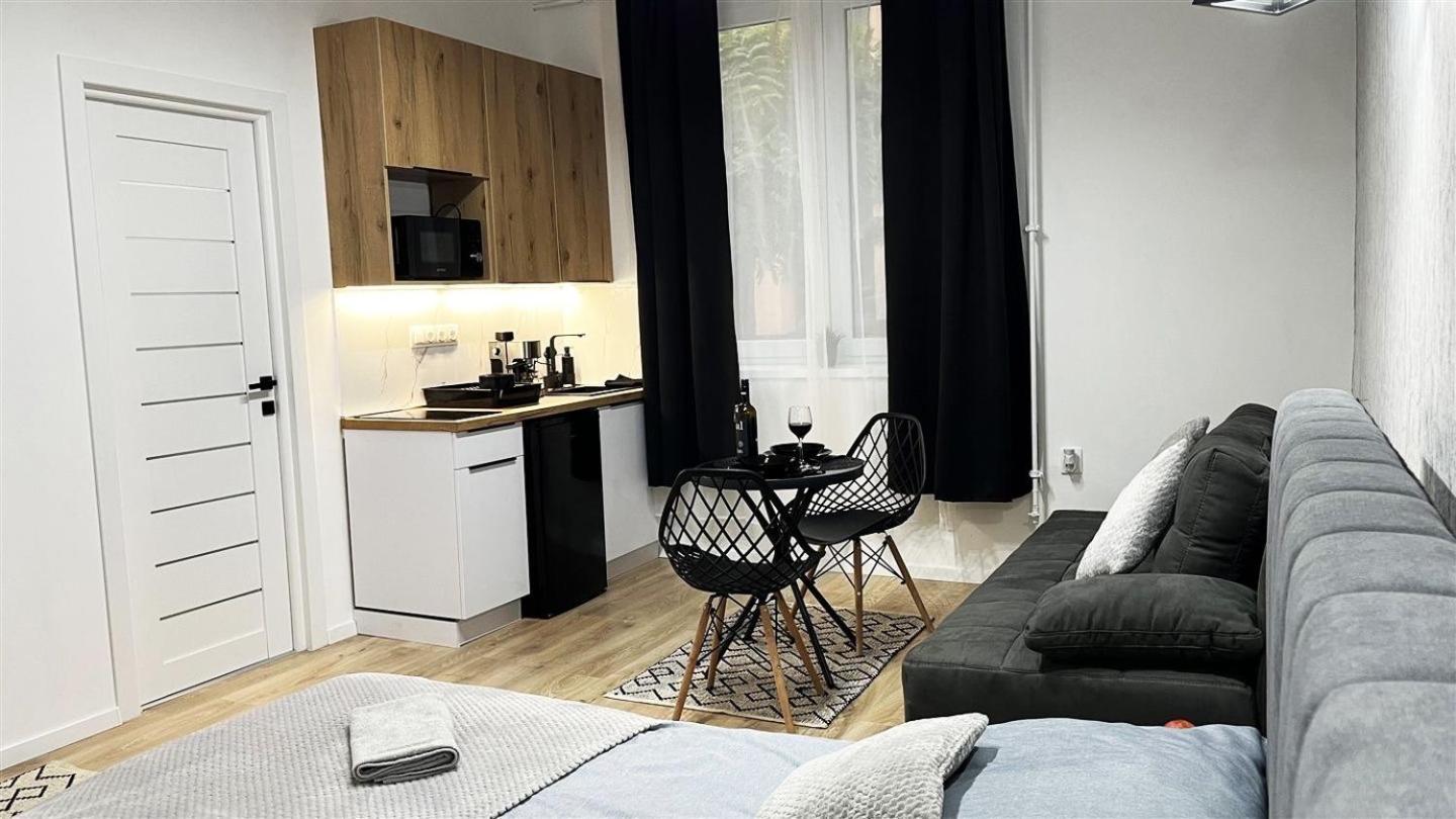 Belvarosi Lux Apartman Vasarosnameny Exterior photo